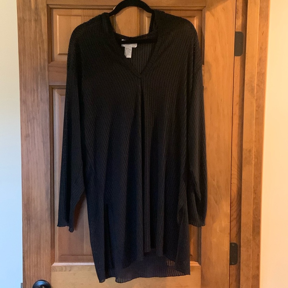 J. Valdi black swimsuit coverup beach hood large